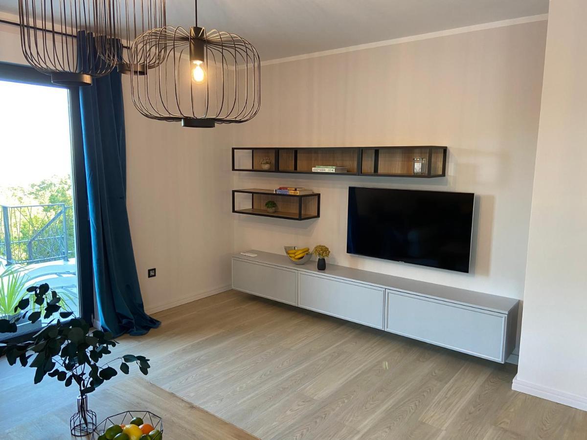 Villa Castanea أوباتيا المظهر الخارجي الصورة
